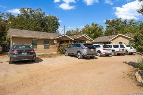 920 E Blanco Boerne TX 78006