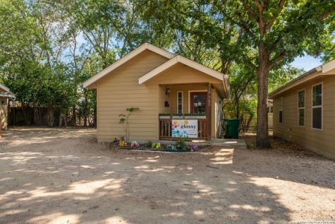 920 E Blanco Boerne TX 78006