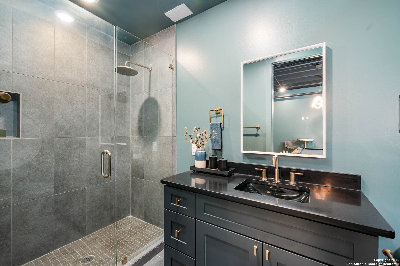 7231 Stonewall Bend San Antonio TX 78256