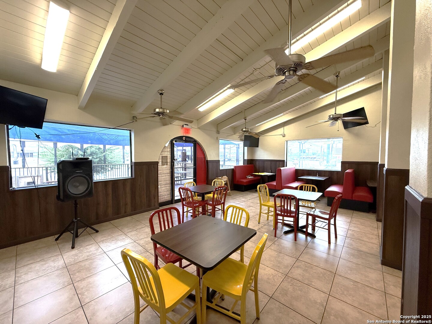 11470 Perrin Beitel San Antonio TX 78217