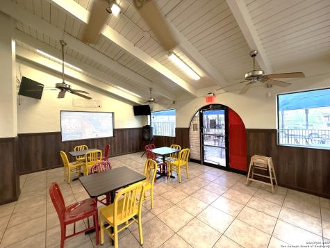 11470 Perrin Beitel San Antonio TX 78217