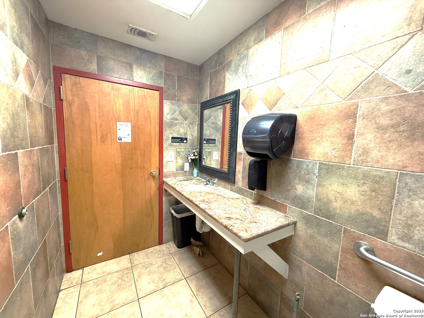 11470 Perrin Beitel San Antonio TX 78217