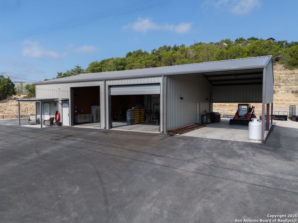 10221 Startz Road Canyon Lake TX 78133