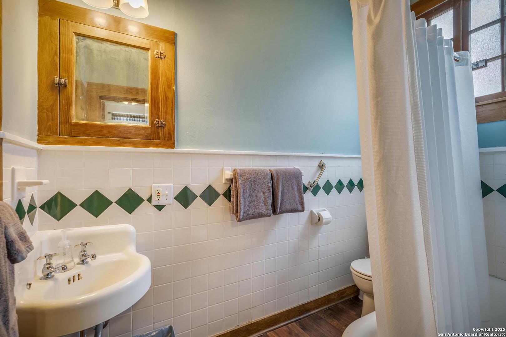 225 W Craig San Antonio TX 78212