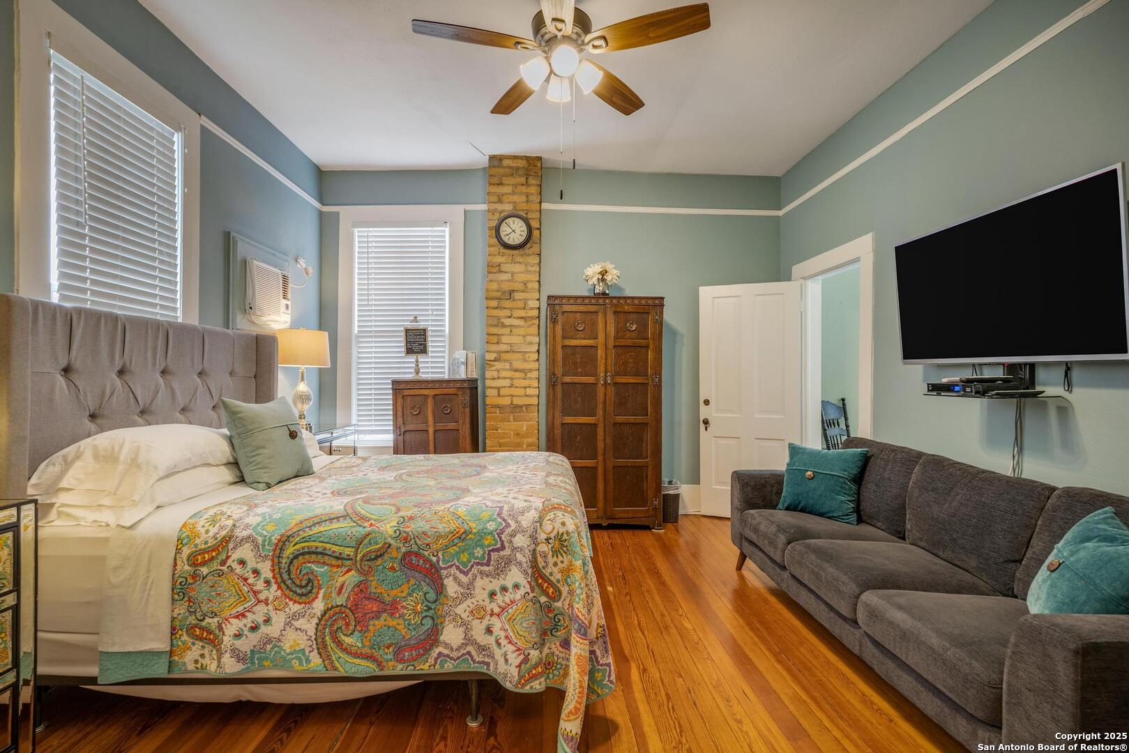 225 W Craig San Antonio TX 78212