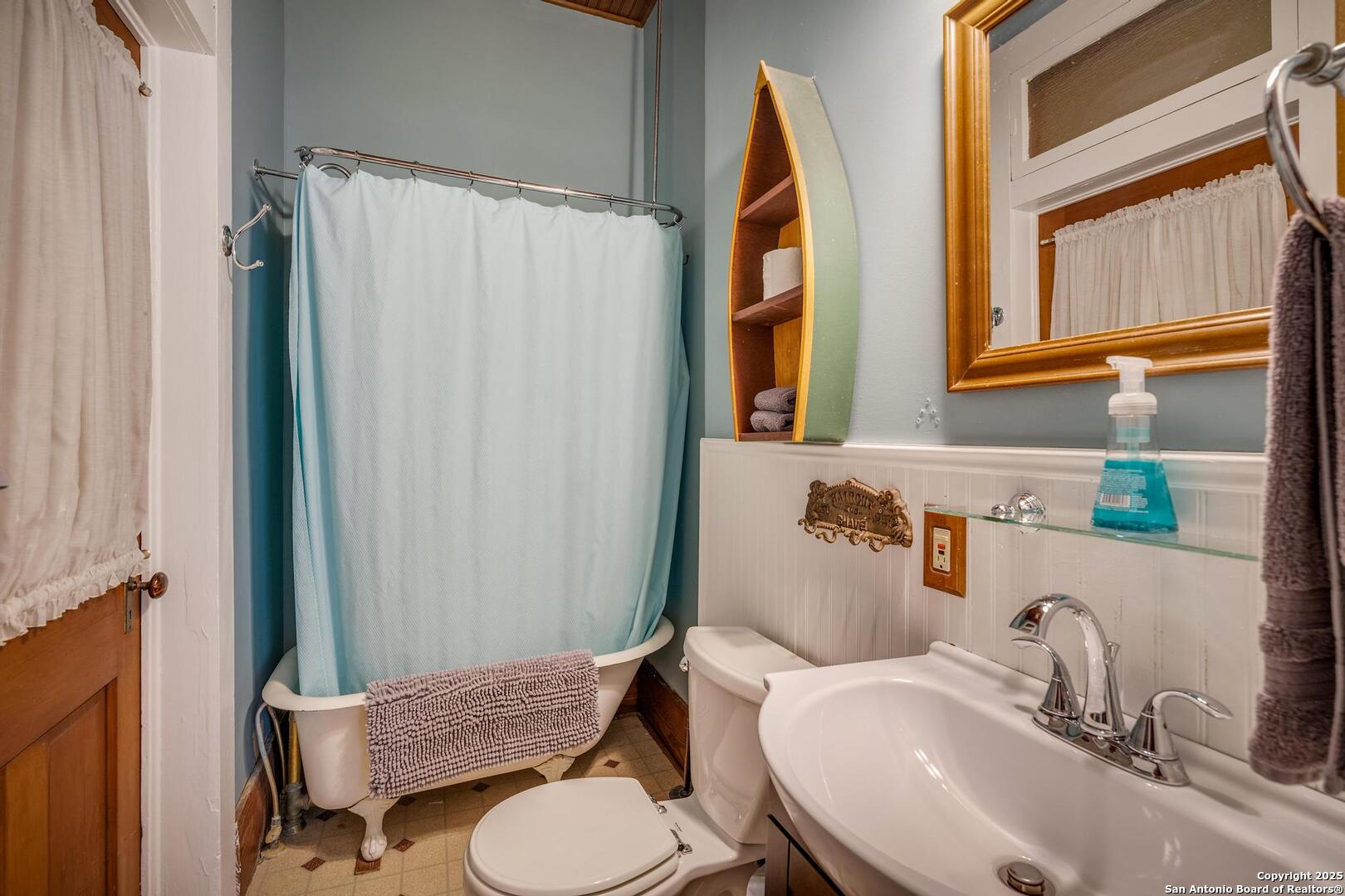 225 W Craig San Antonio TX 78212