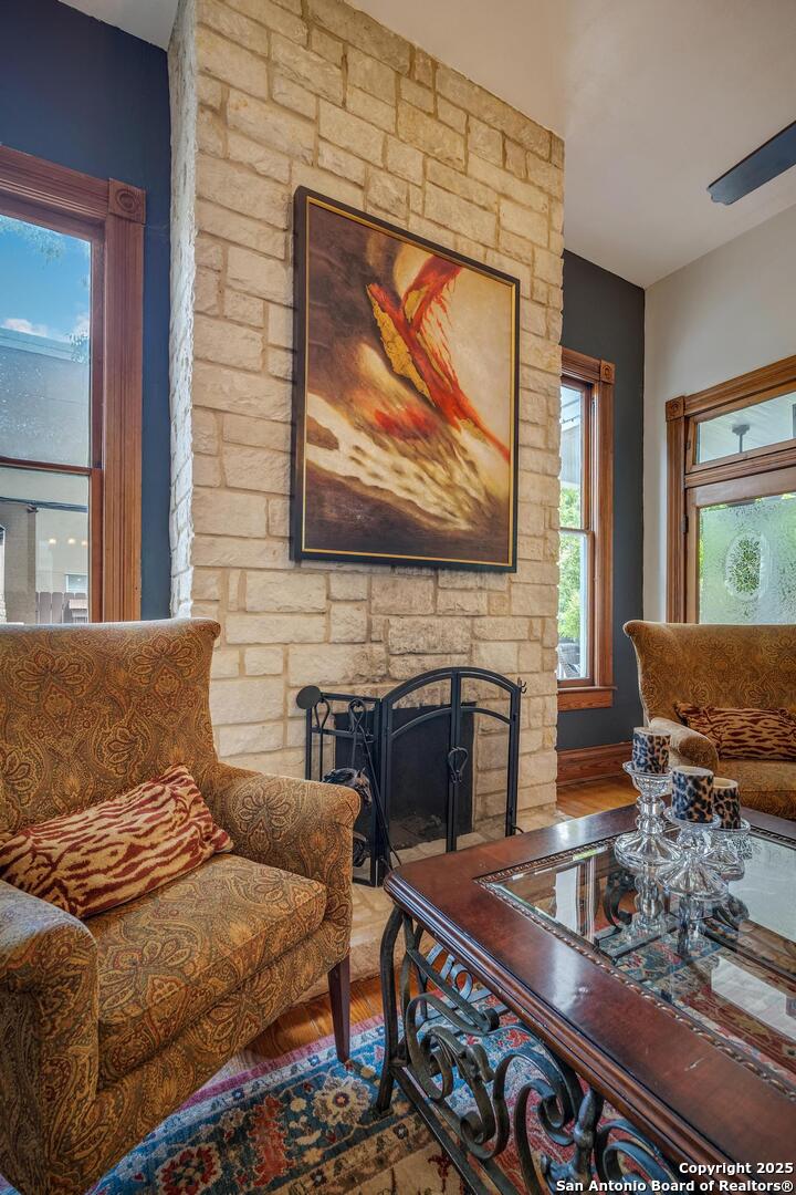 225 W Craig San Antonio TX 78212