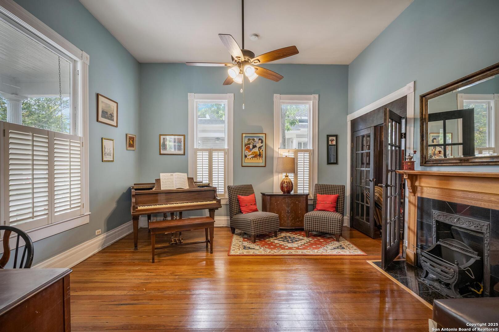 225 W Craig San Antonio TX 78212