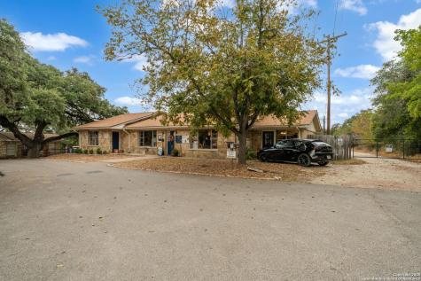 930 N School Street Boerne TX 78006