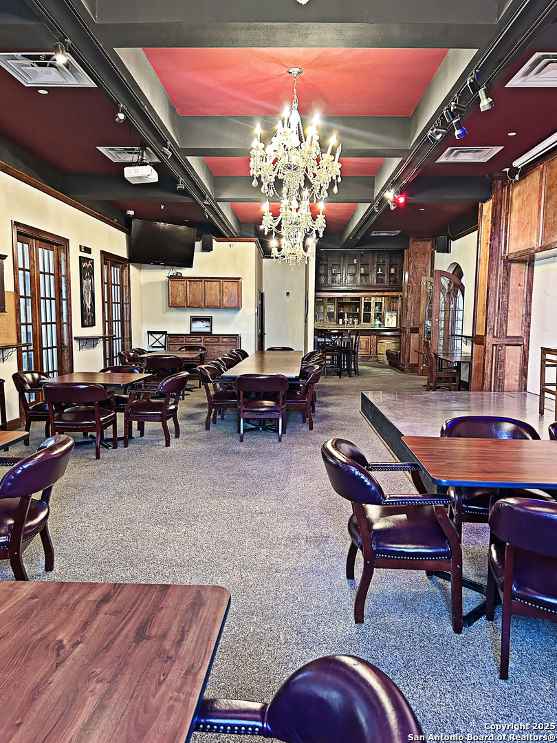 211 W Bowie Beeville TX 78102