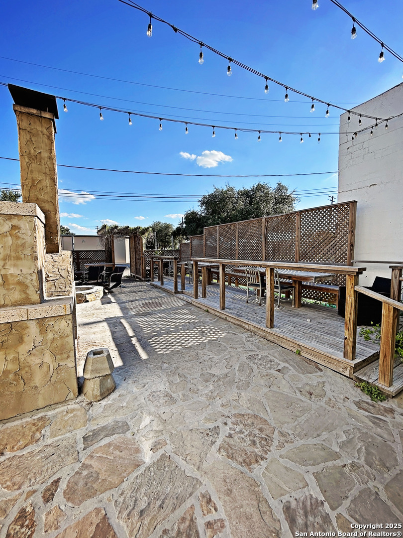 211 W Bowie Beeville TX 78102