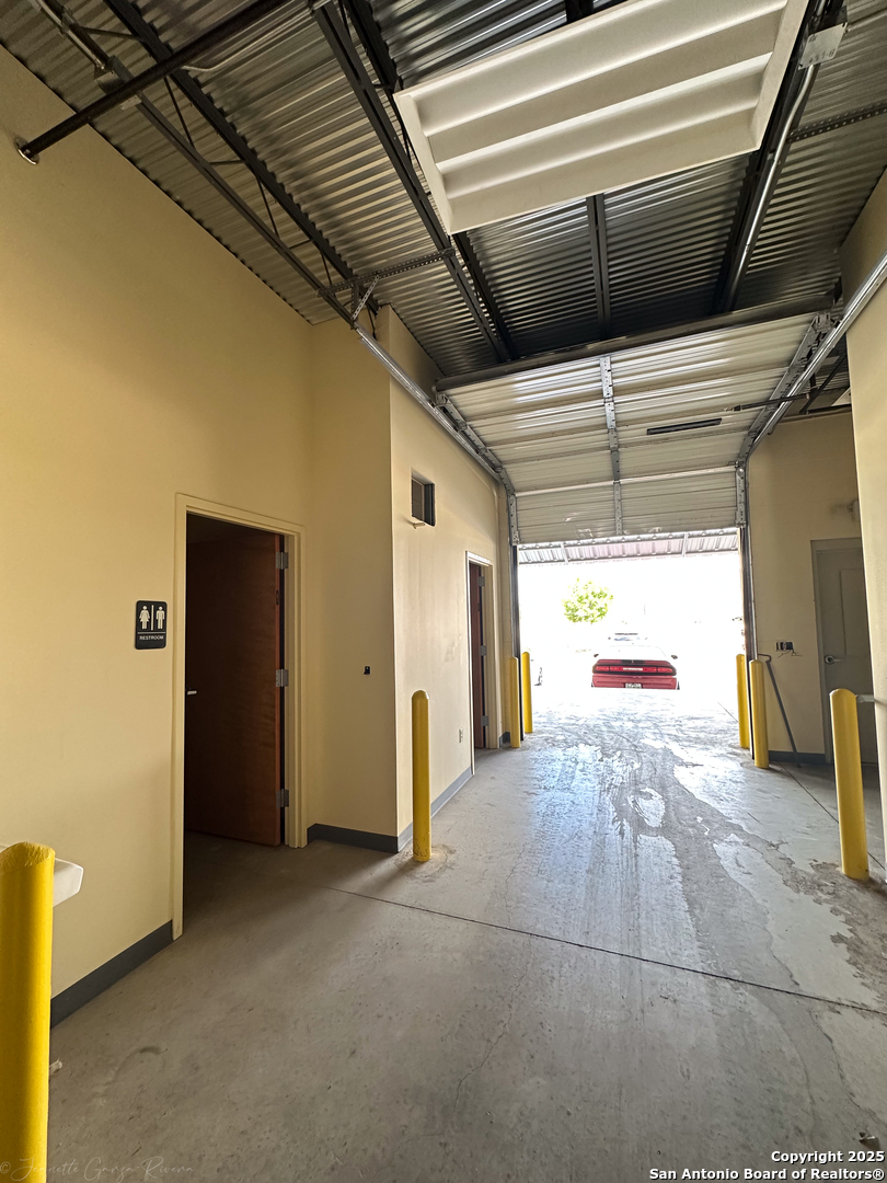 9342 Loop 410 San Antonio TX 78223