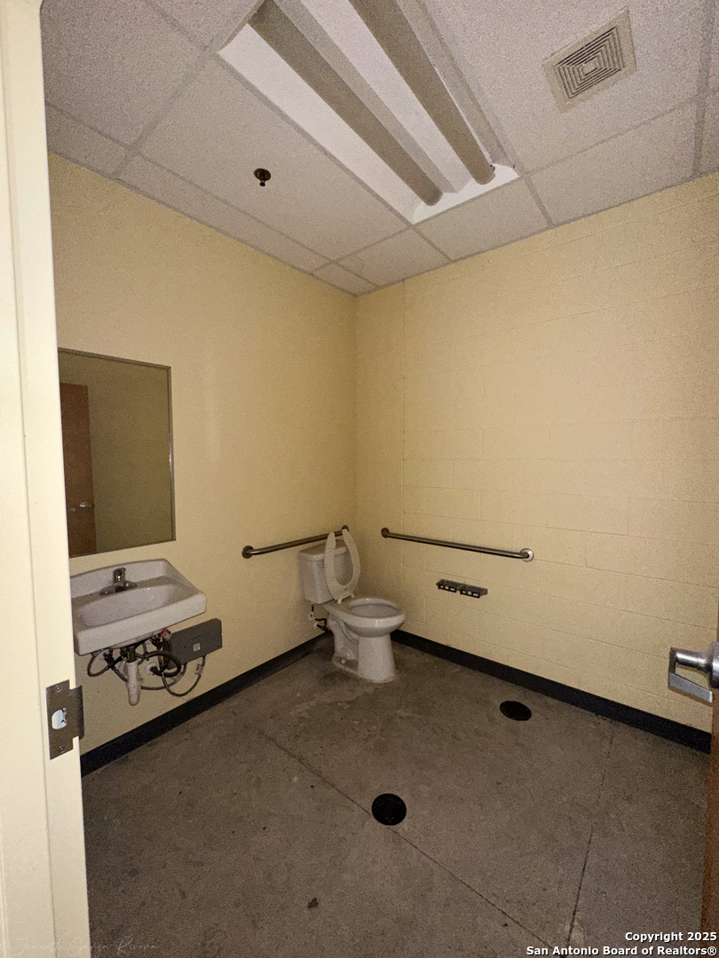 9342 Loop 410 San Antonio TX 78223