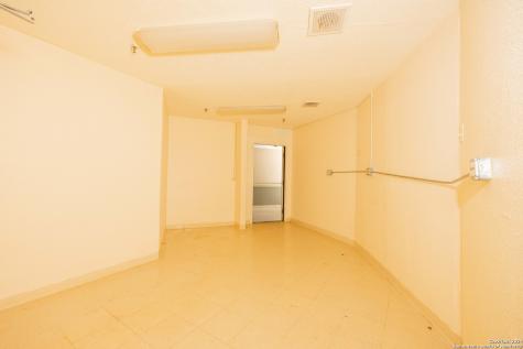 3002 Avenue Q Hondo TX 78861