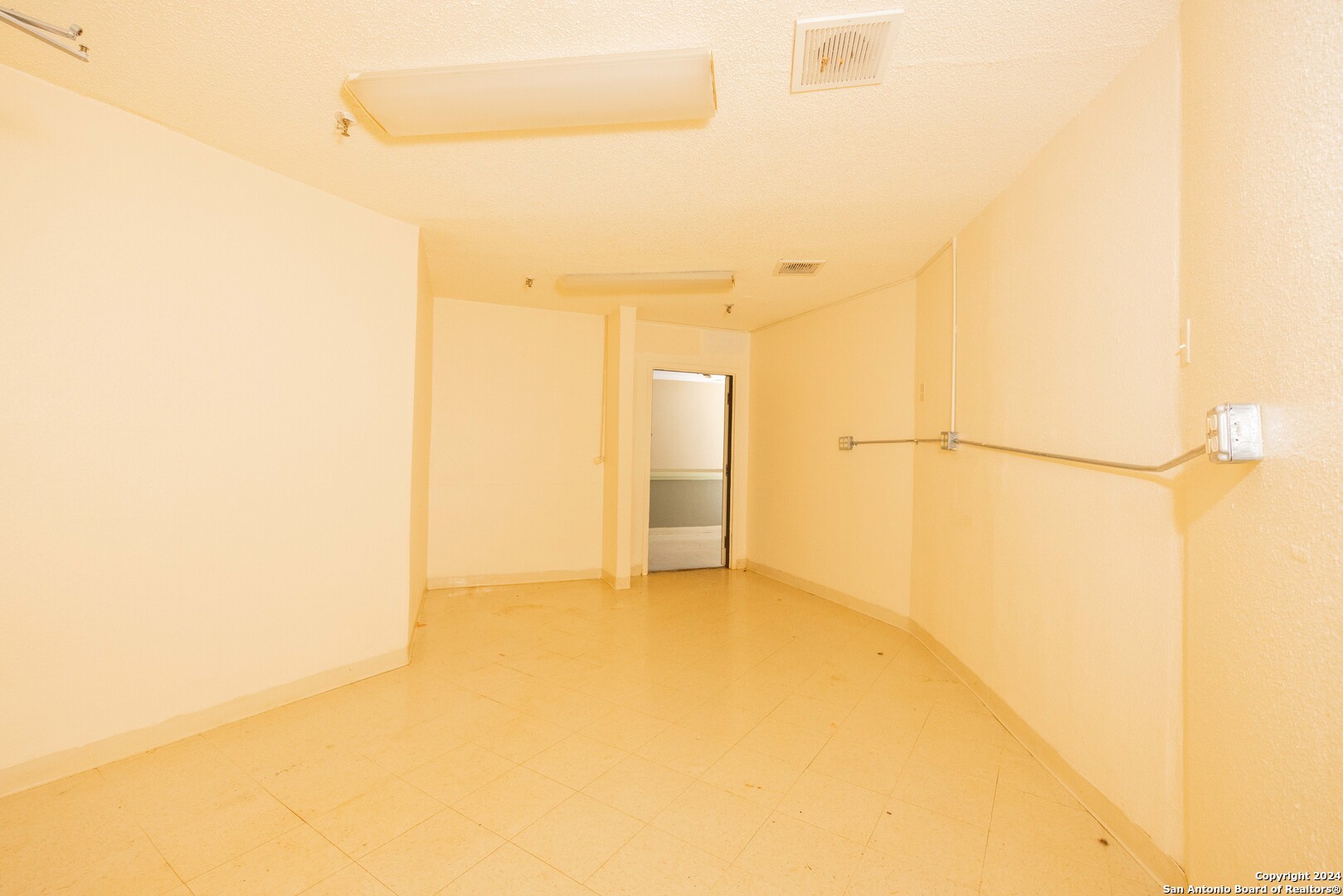 3002 Avenue Q Hondo TX 78861