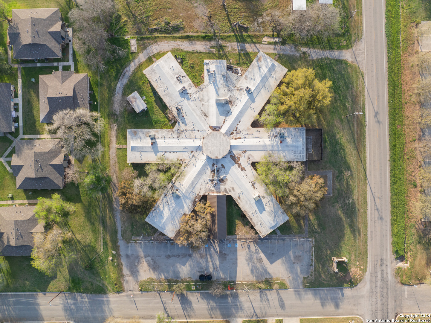 3002 Avenue Q Hondo TX 78861