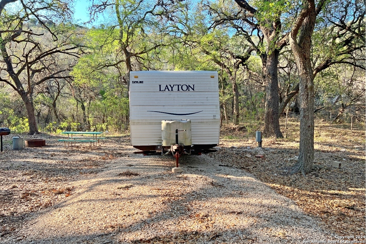 20142 Texas Highway 127 Sabinal TX 78881