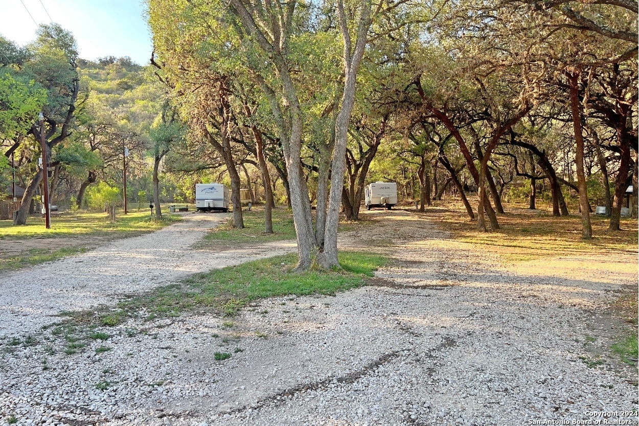 20142 Texas Highway 127 Sabinal TX 78881