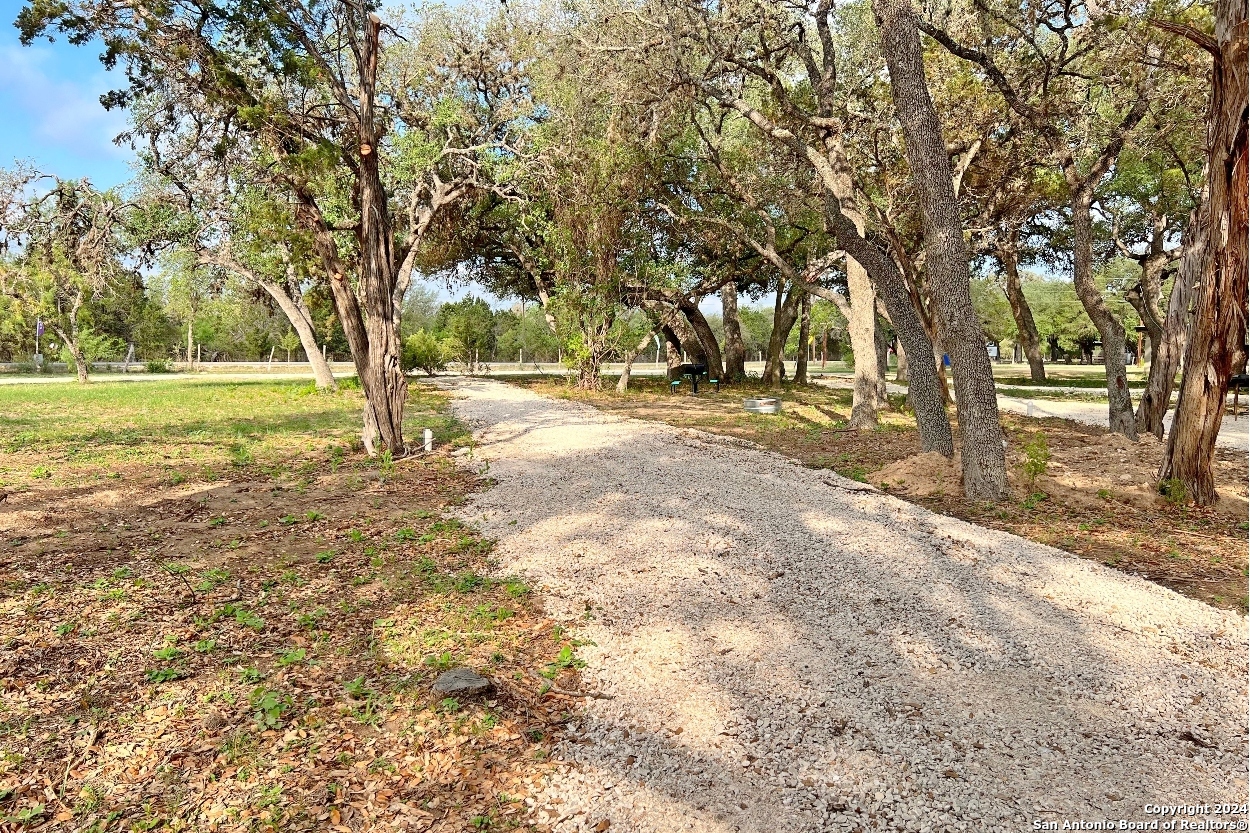 20142 Texas Highway 127 Sabinal TX 78881