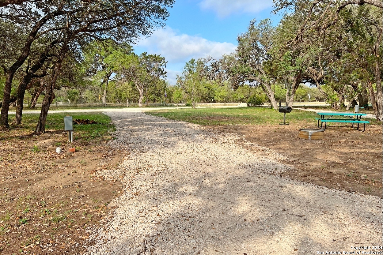 20142 Texas Highway 127 Sabinal TX 78881