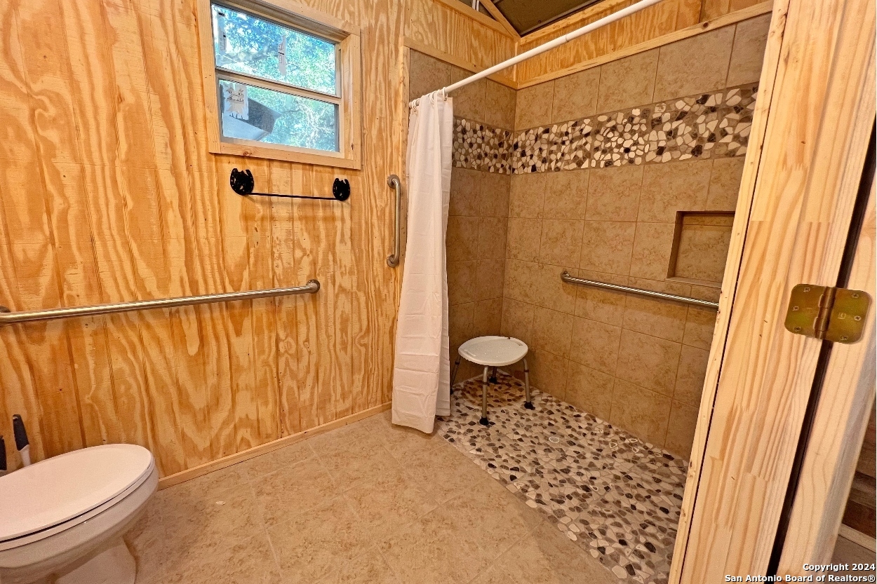 20142 Texas Highway 127 Sabinal TX 78881