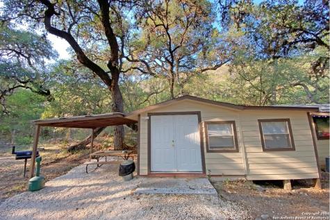 20142 Texas Highway 127 Sabinal TX 78881