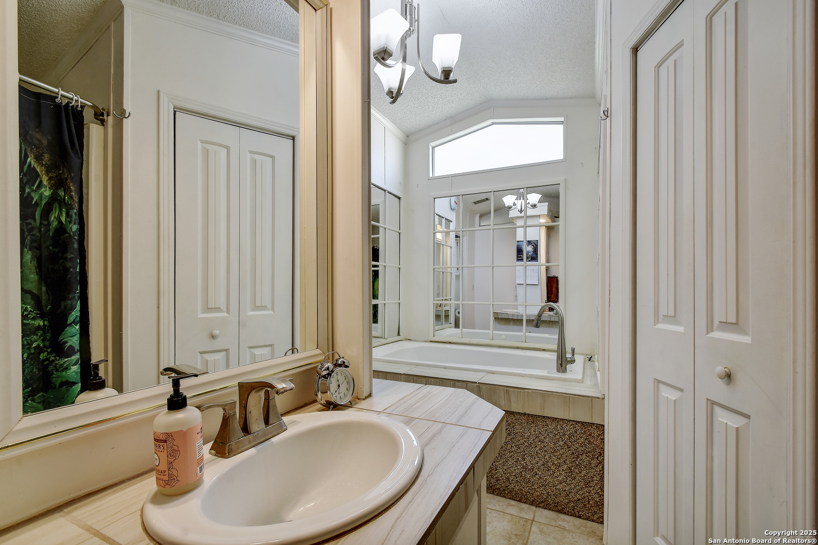 1340 Hinch New Braunfels TX 78132