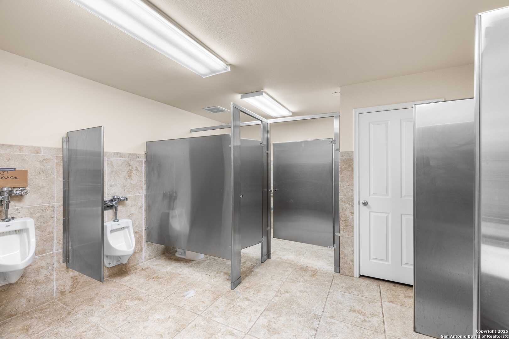 2104 Memorial Boulevard Kerrville TX 78028