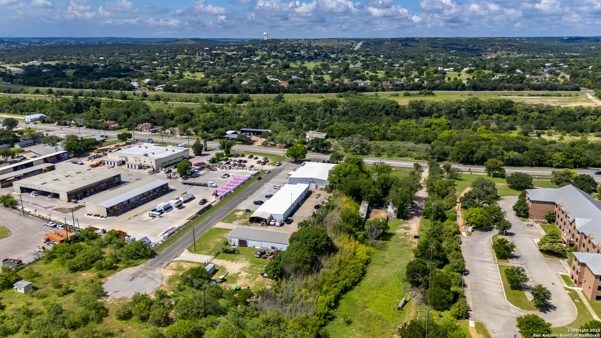 2104 Memorial Boulevard Kerrville TX 78028