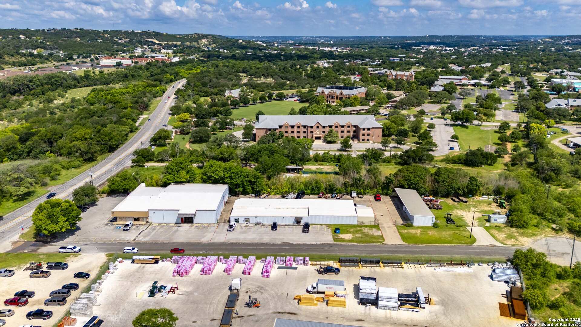 2104 Memorial Boulevard Kerrville TX 78028