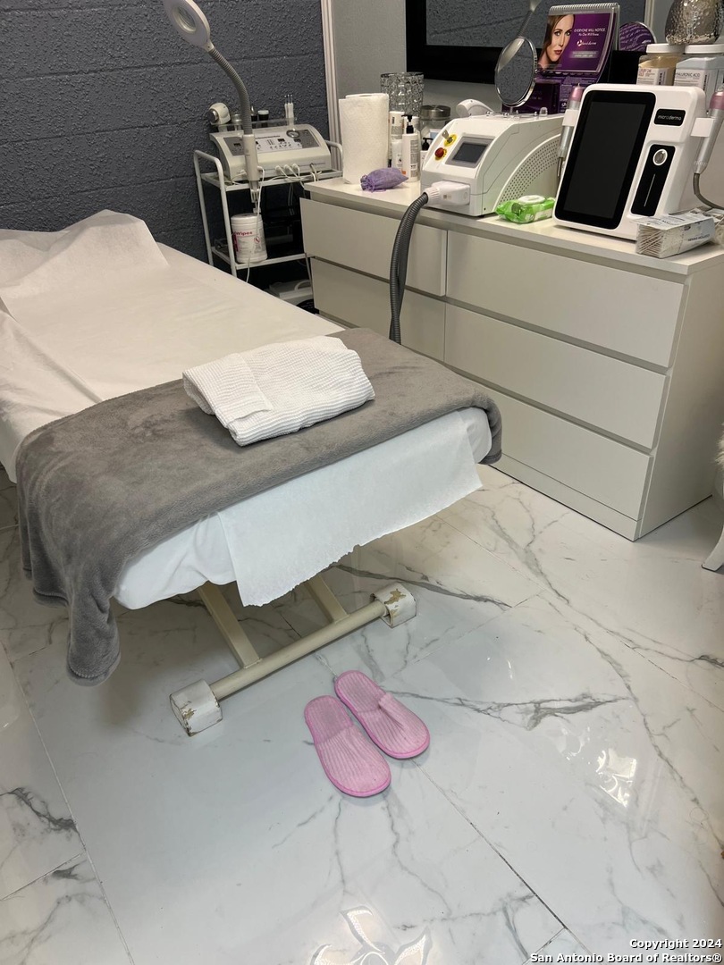 6430 Callaghan Road San Antonio TX 78229