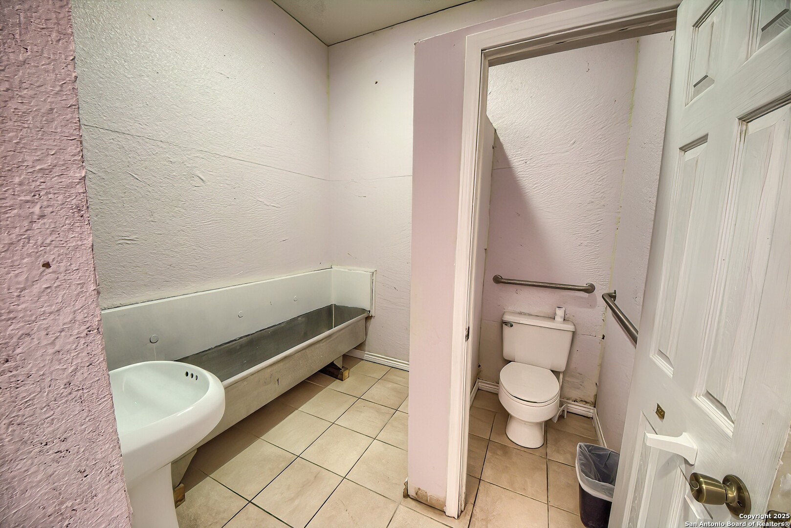 19015 K Somerset TX 78069