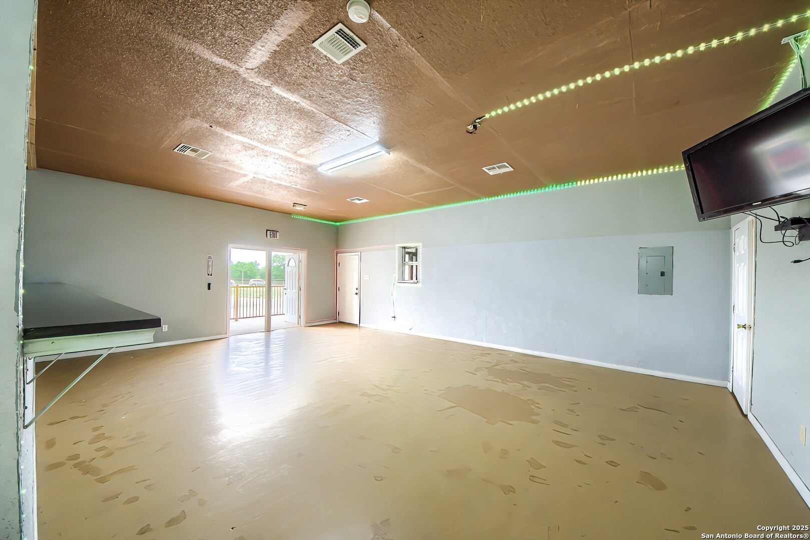 19015 K Somerset TX 78069