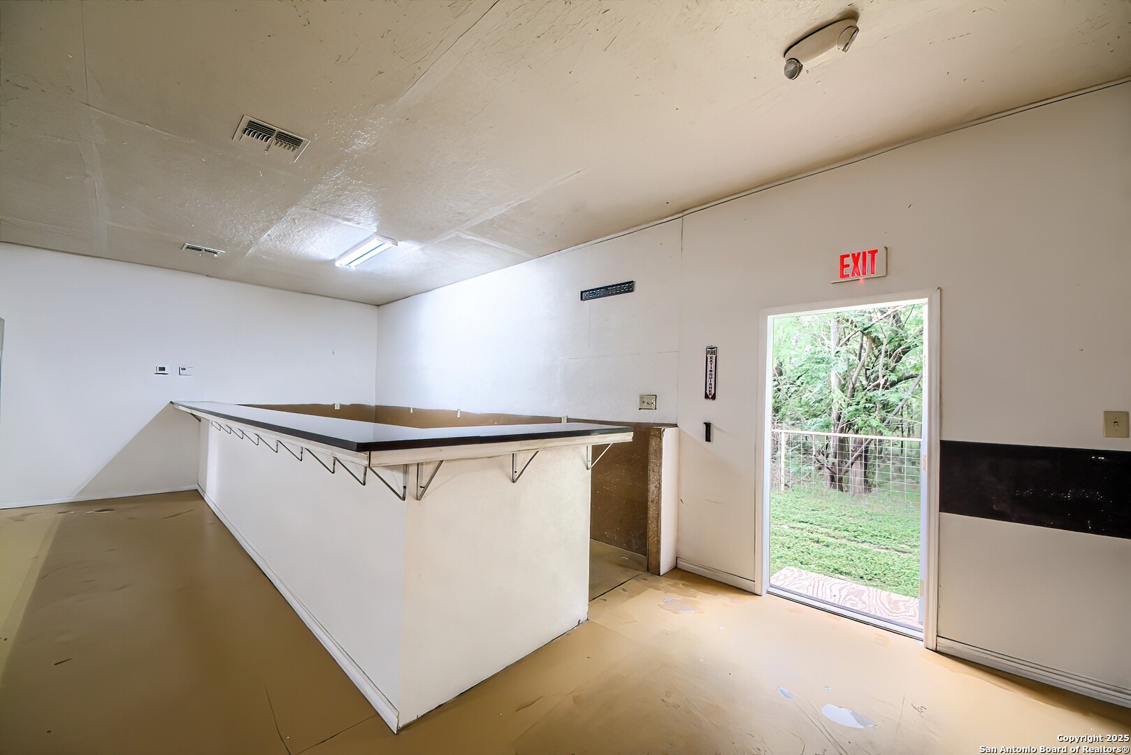 19015 K Somerset TX 78069