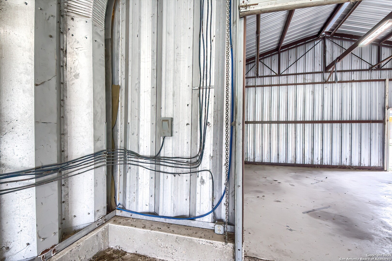 19015 K Somerset TX 78069