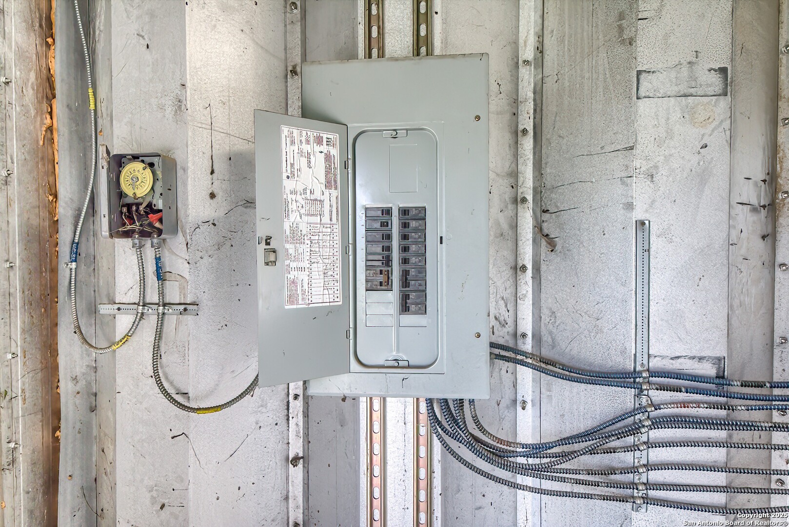 19015 K Somerset TX 78069