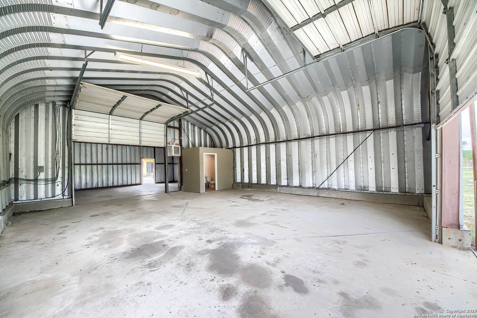 19015 K Somerset TX 78069