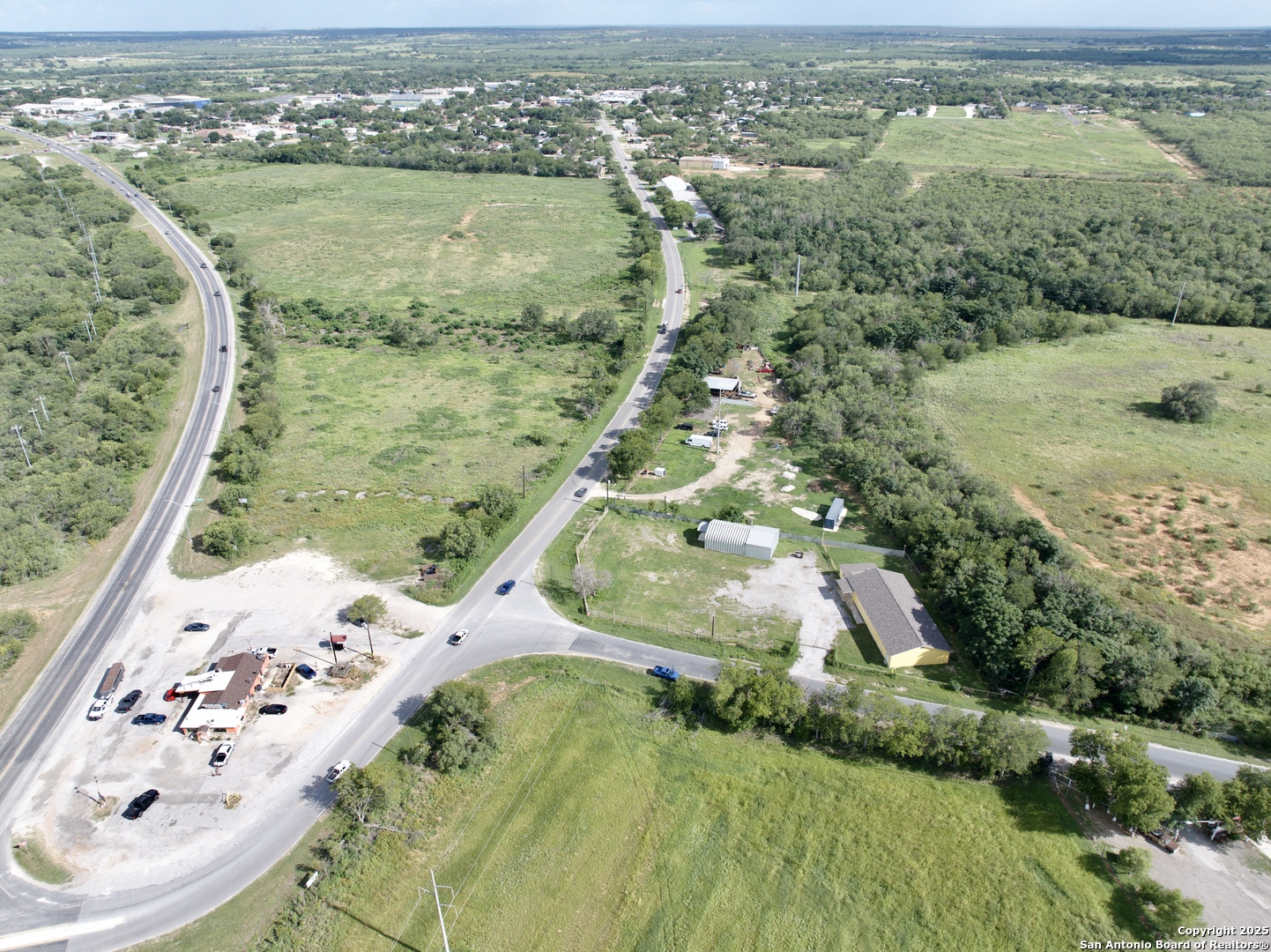 19015 K Somerset TX 78069