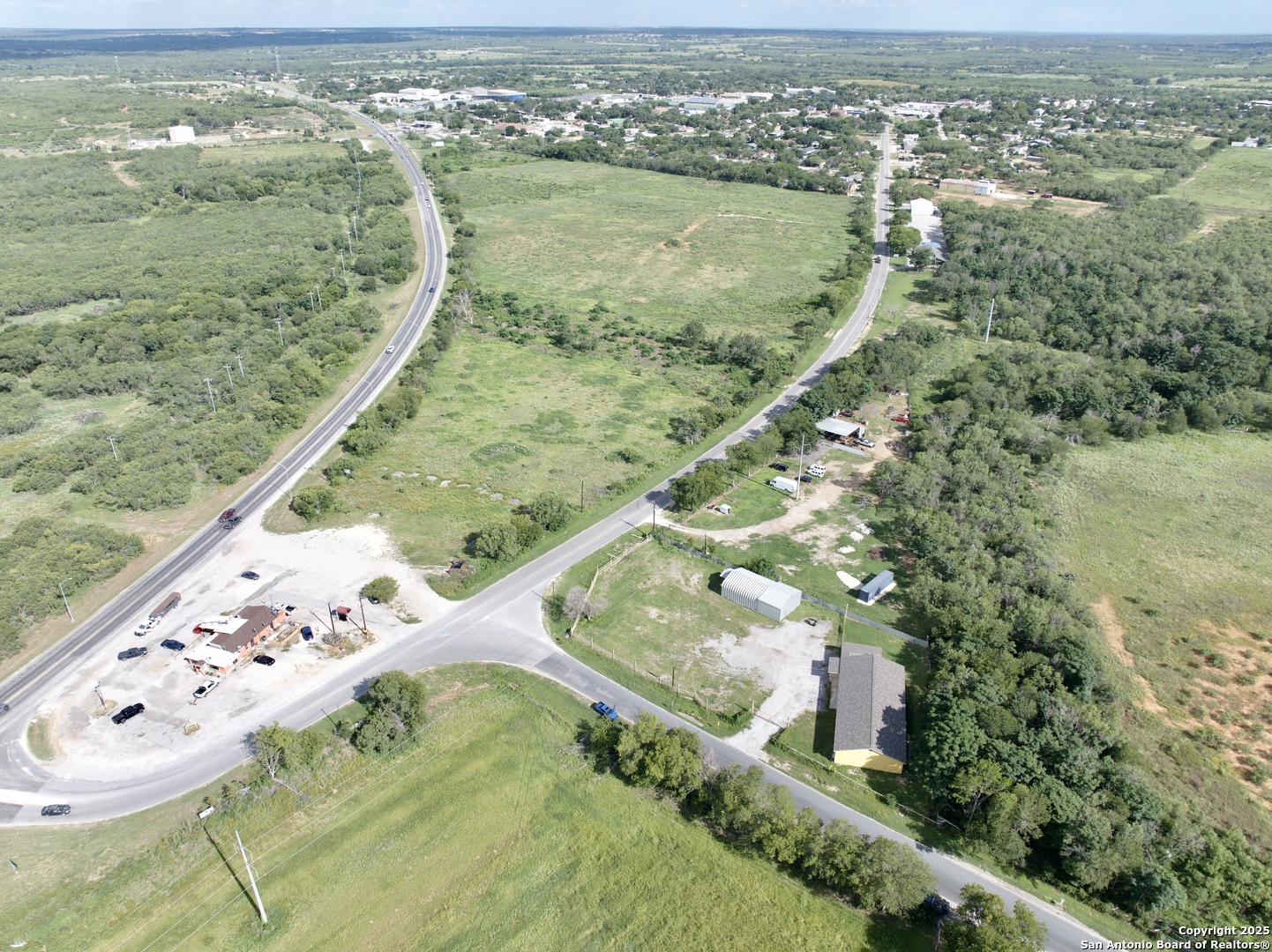 19015 K Somerset TX 78069