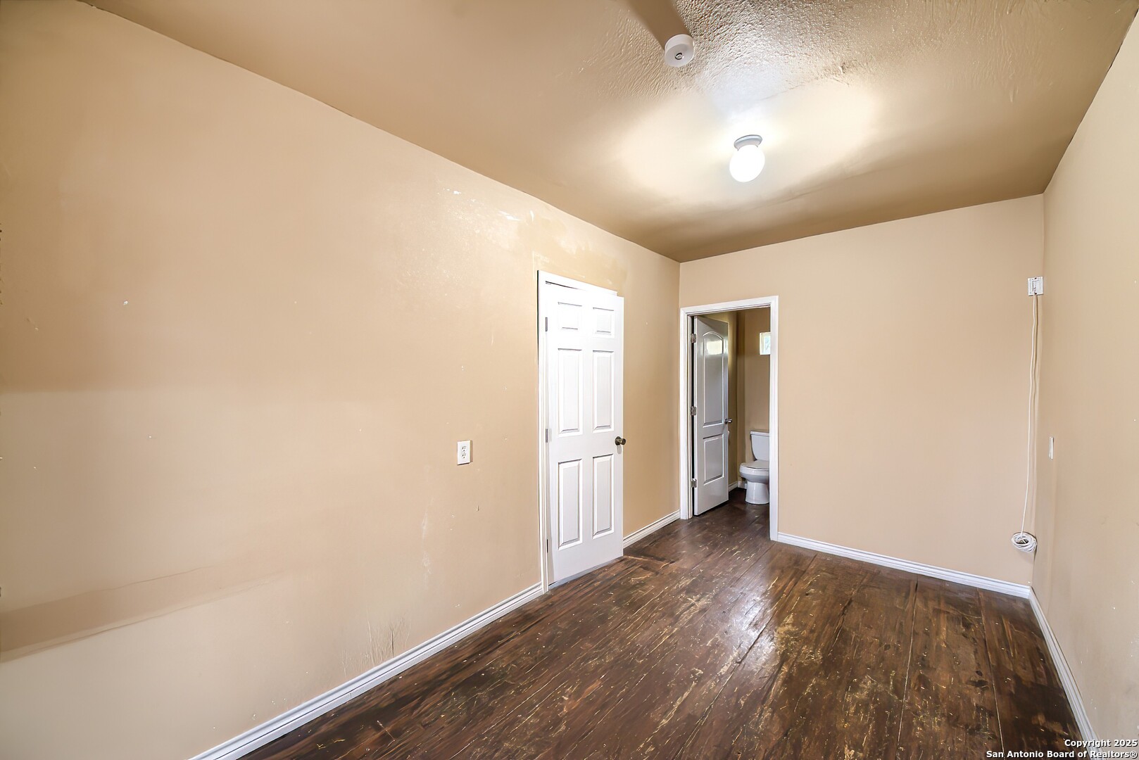 19015 K Somerset TX 78069