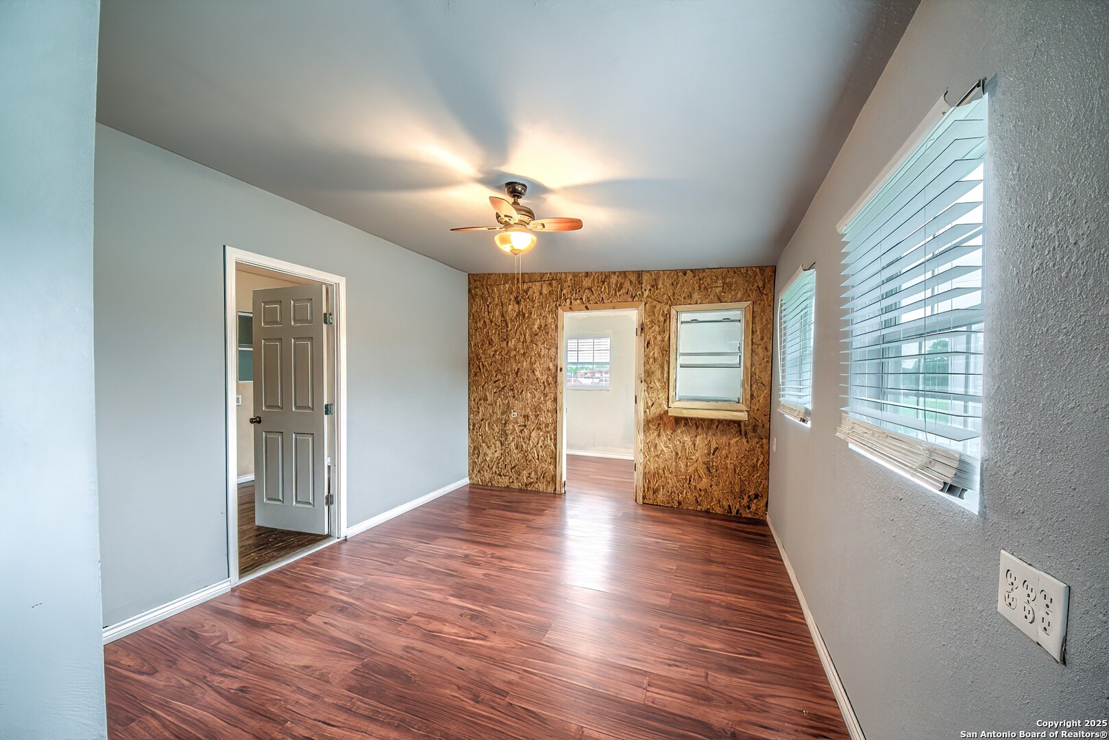 19015 K Somerset TX 78069