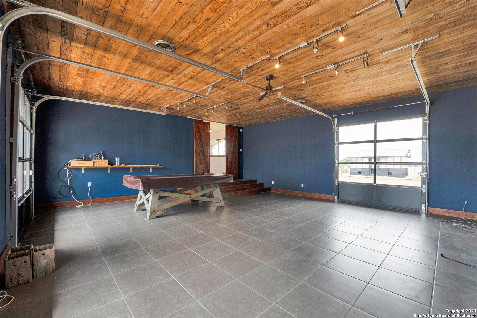 3915 Us Highway 181 Floresville TX 78114