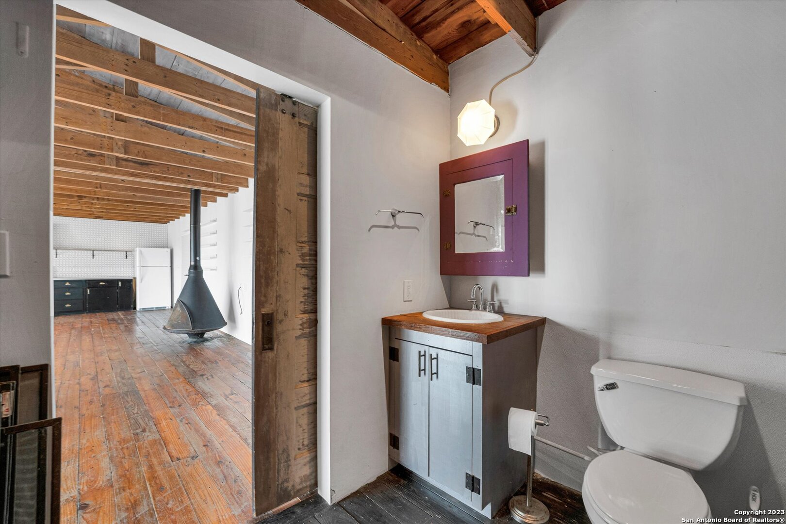 3915 Us Highway 181 Floresville TX 78114