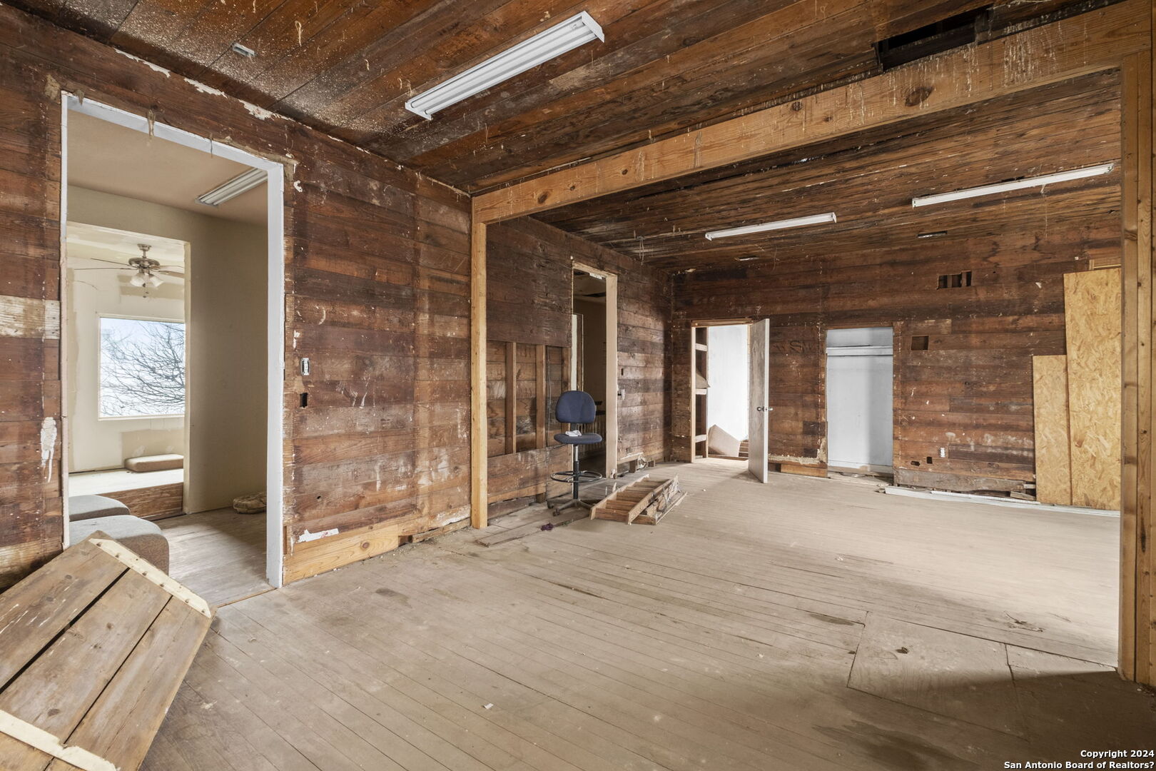 125 N San Marcos San Antonio TX 78207