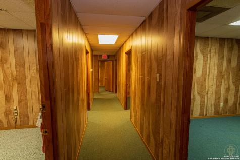 200 Bowie Street George West TX 78022
