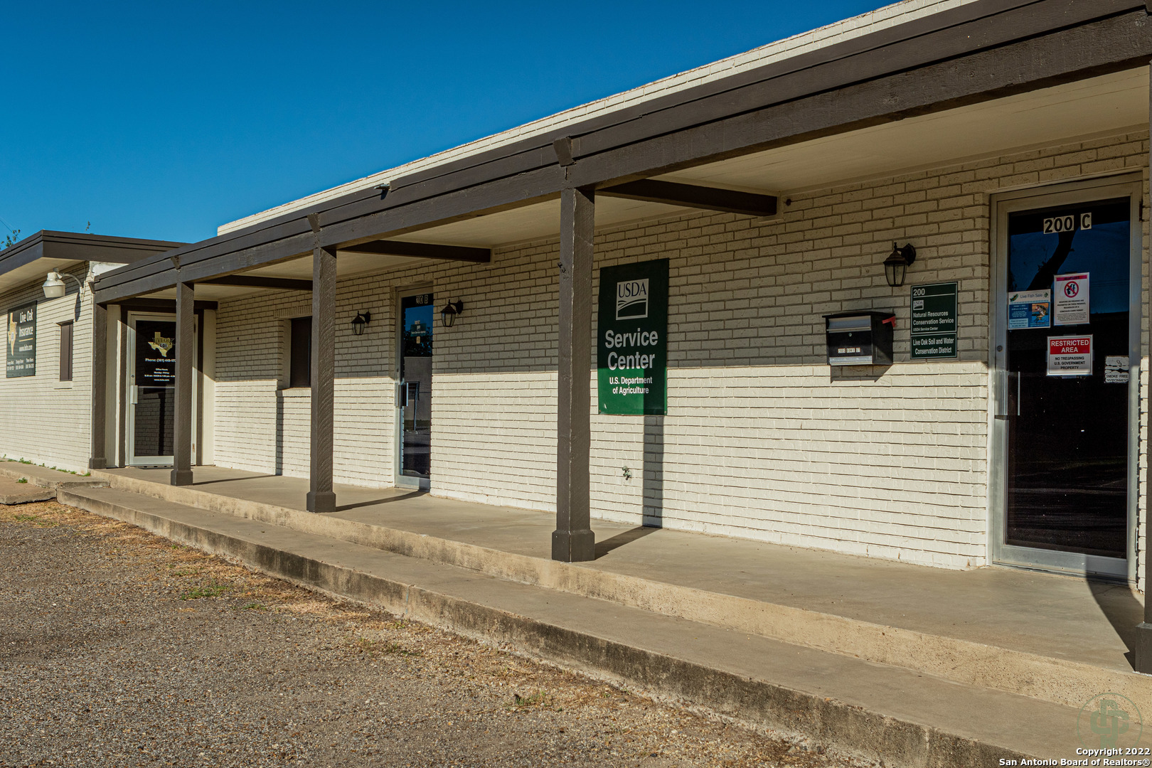 200 Bowie Street George West TX 78022