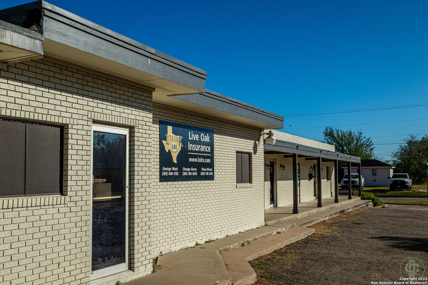 200 Bowie Street George West TX 78022