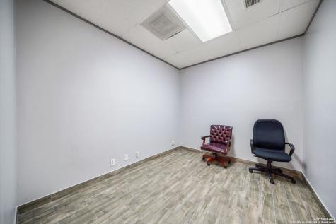 201 W Poplar San Antonio TX 78212