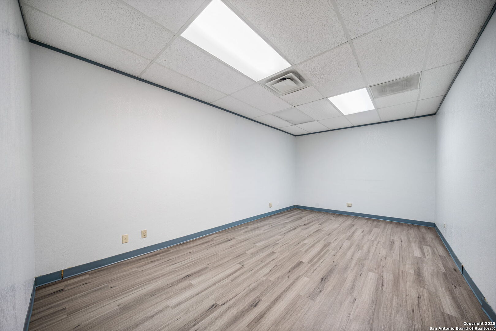 201 W Poplar San Antonio TX 78212