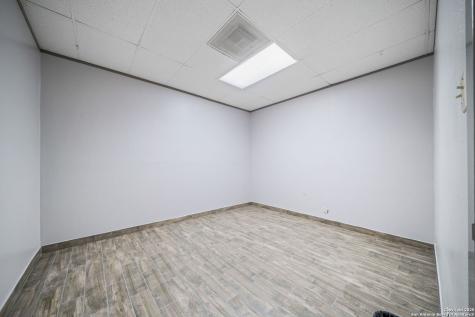 201 W Poplar San Antonio TX 78212